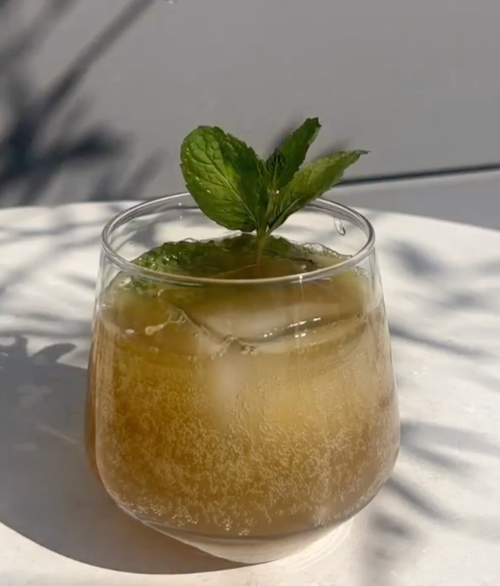 Golden Ticket Non-Alcoholic Cocktail Recipe | De Soi